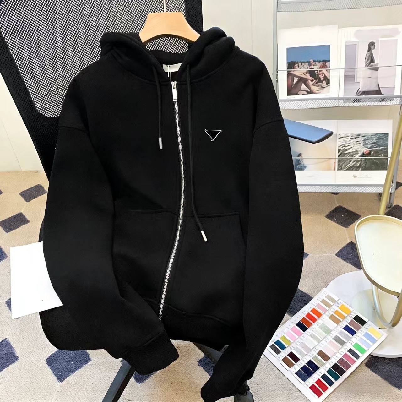 Designer hoodie men's hoodie zipper hoodie designer pullover jacket high-quality cotton fabric long sleeved pullover hoodie clothing