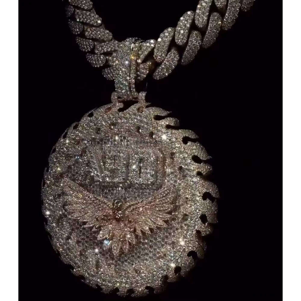 Ice out VVS Moissanite personnalisé luxe 925 Fine 3D Logo rond pierre de silicium Moissanite charme Hip Hop accessoires pendentif rappeur bijoux