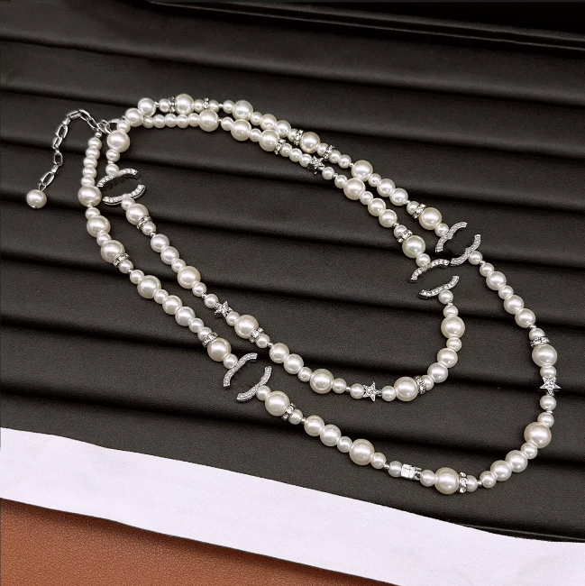 French Style Charm Women pearl Long Necklaces Fashion CoCo Pearl Chain Designer Pendant Necklaces Sexy Chokers with diamond for Elegant Lady Wedding