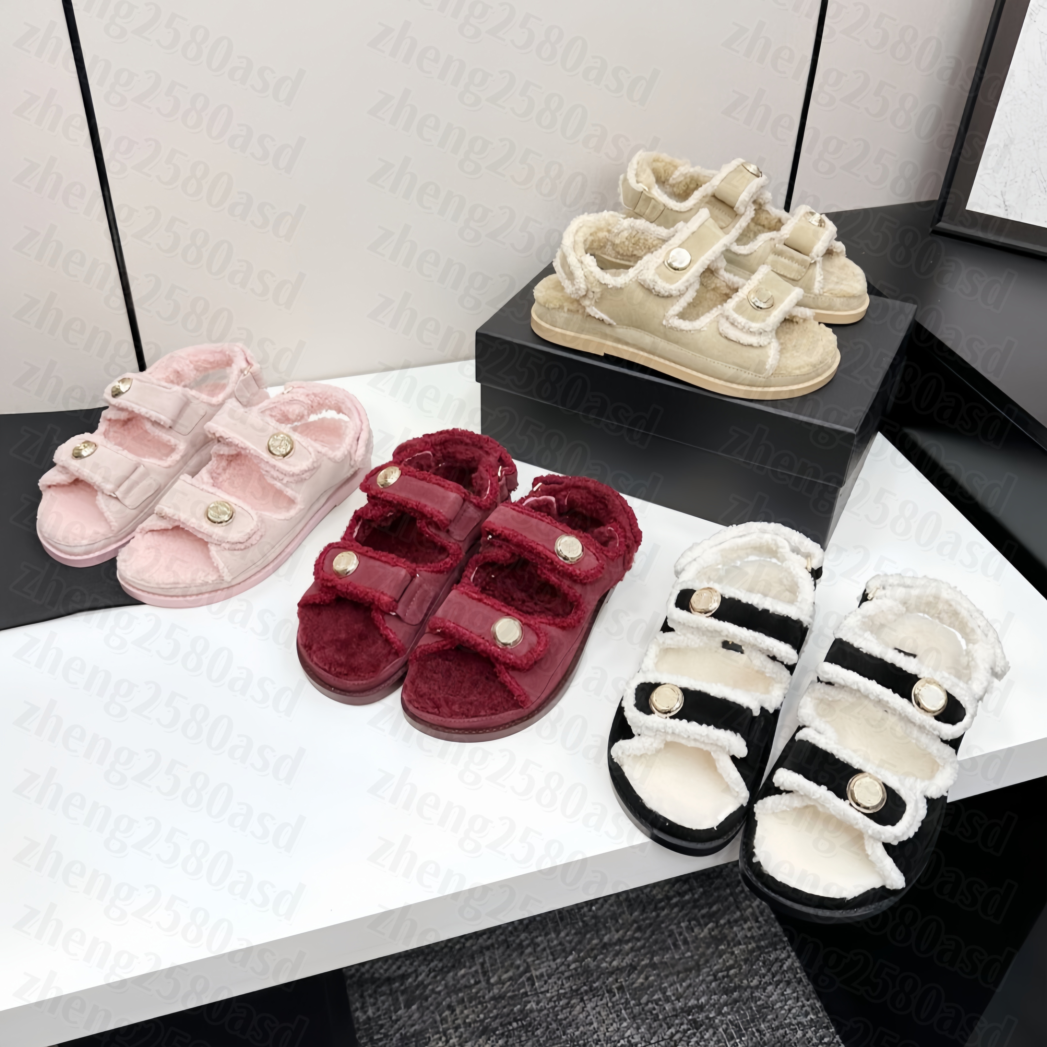 Luxury Fur slide Gladiator Sandale Designer wool Sandal Womens Mule Flat Heel Summer beach comfort leather Sliders ankle Casual Outdoor travel slipp