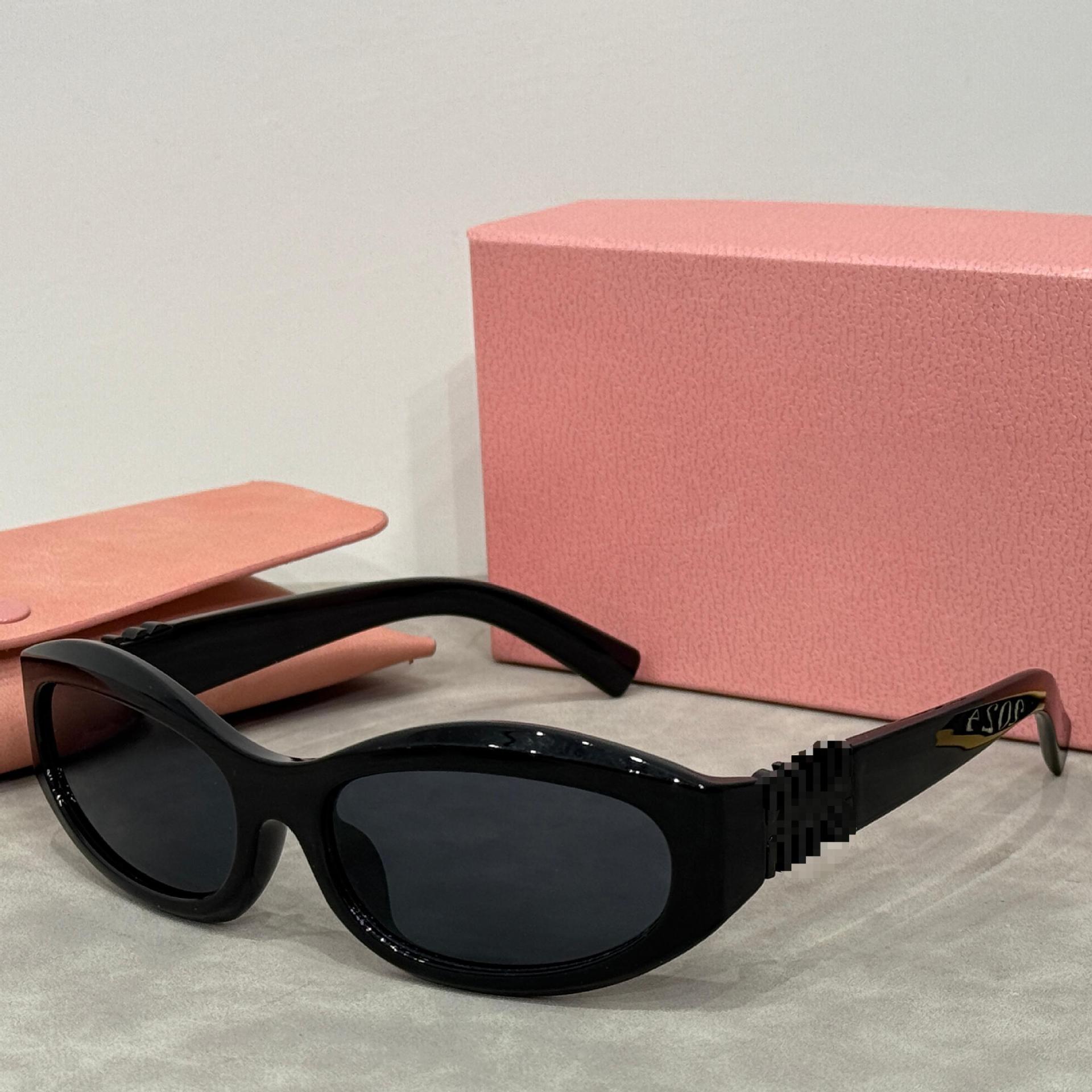 luxury designer Classic Cateye Womens Sunglasses Vintage Monogram Anti-glare Cat Eye Sun Glasses Female Fashion Leopard Driving Shades UV400 MU Glas
