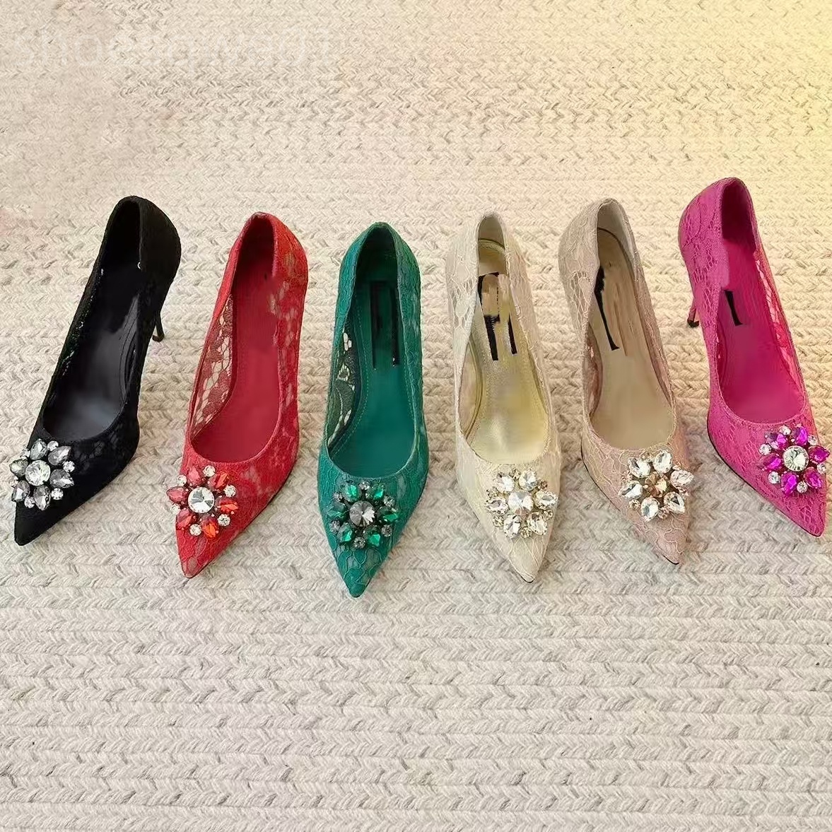 Top Quality Metallic feeling pumps Bridal shoes stiletto Heels women Leather sole Pointed cap Designers Dress shoe Evening party wedding heeled fact