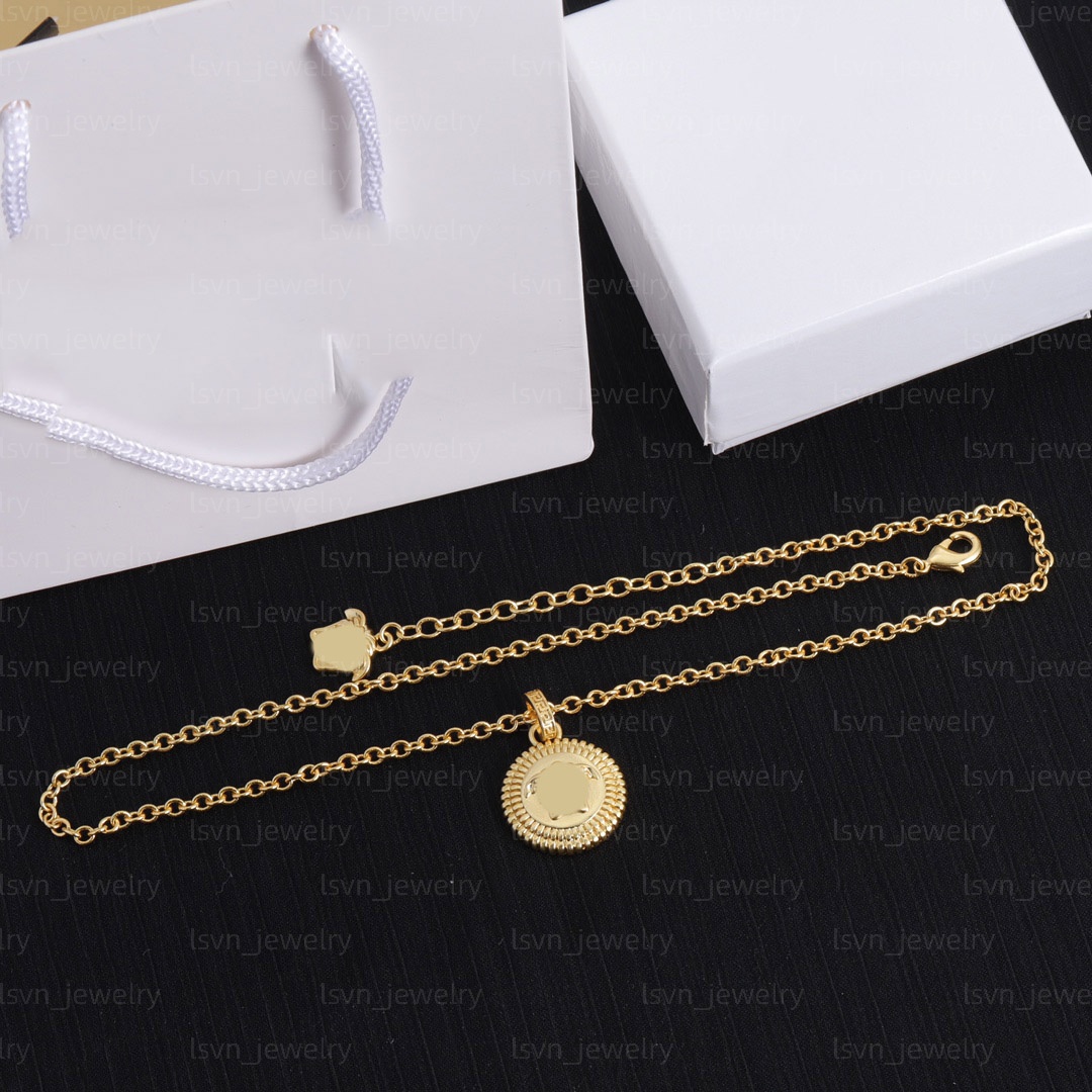 Colliers colliers de créateurs bijoux de luxe bijoux de créateur femmes métal diamants lettre collier de charme Bijoux