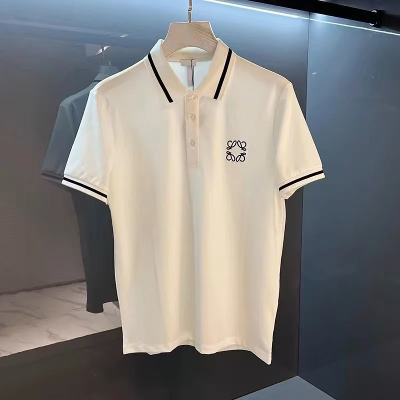 Le nouveau T-shirt à manches courtes grande taille le plus vendu du printemps 2025 est ample et amincissant, et le haut à manches mi-longues est