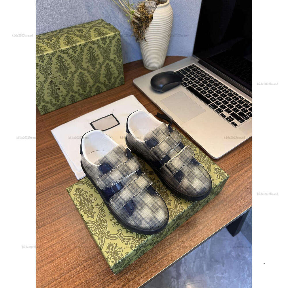 Nouvelles baskets pour enfants, jolies chaussures roses pour enfants, taille 26-35, y compris des boîtes en papier, chaussures décontractées de s
