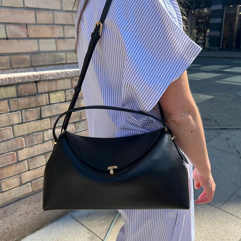 Sac d'oreiller pour femmes automne et hiver pochette en cuir texturé sac à bandoulière en cuir simple déplacements haut de gamme mode sous les br