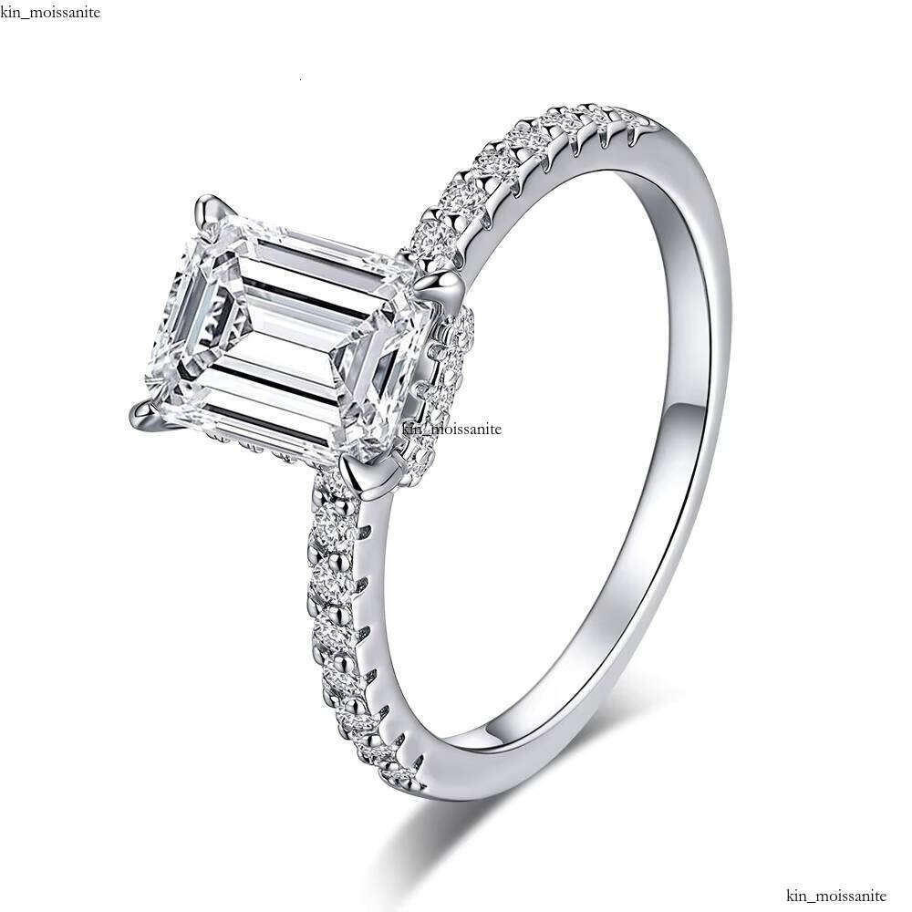 Hot Sale Premium Jewelry Fashion S925 Sterling Silver White Gold Plated 3 CT Emerald Cut Genuine VVS Moissanite Women's Wedding Ring