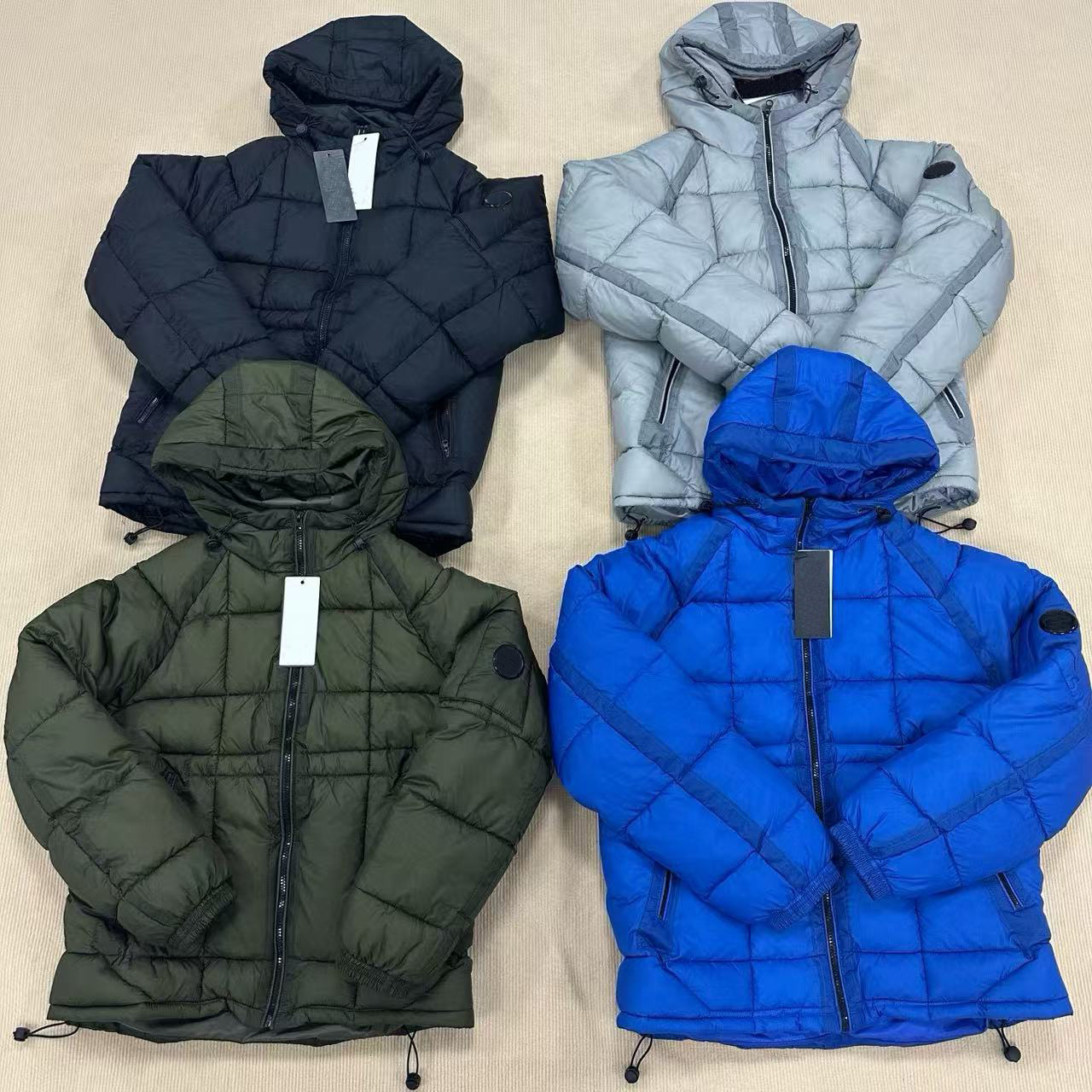 Designer puffer jacket Lens badge down cotton windproof mens coat with hood zip up pockets long sleeve Winter jacket EU size