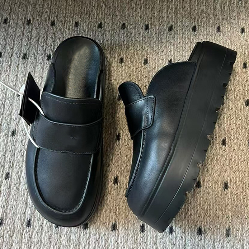 Chaussures de créateur Mules à plateforme, pantoufles à enfiler, talons épais, sandales en cuir suédé, marque triangulaire, chaussures décontract