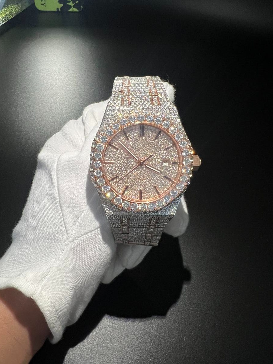 Men's Moissanite Watch Hollowed out Dial Demonstrates the and taste of successful individuals Hip style Wedding accessory Free delivery to y