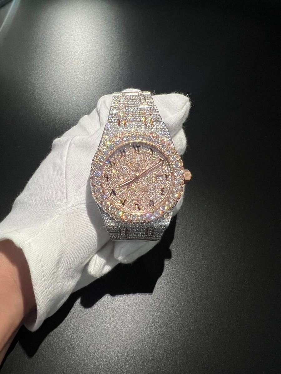 Moissanite un style luxueux à la mode Cadran simple GRA avec chiffres romains Mouvement automatique importé Livraison gratuite et rapide à votre