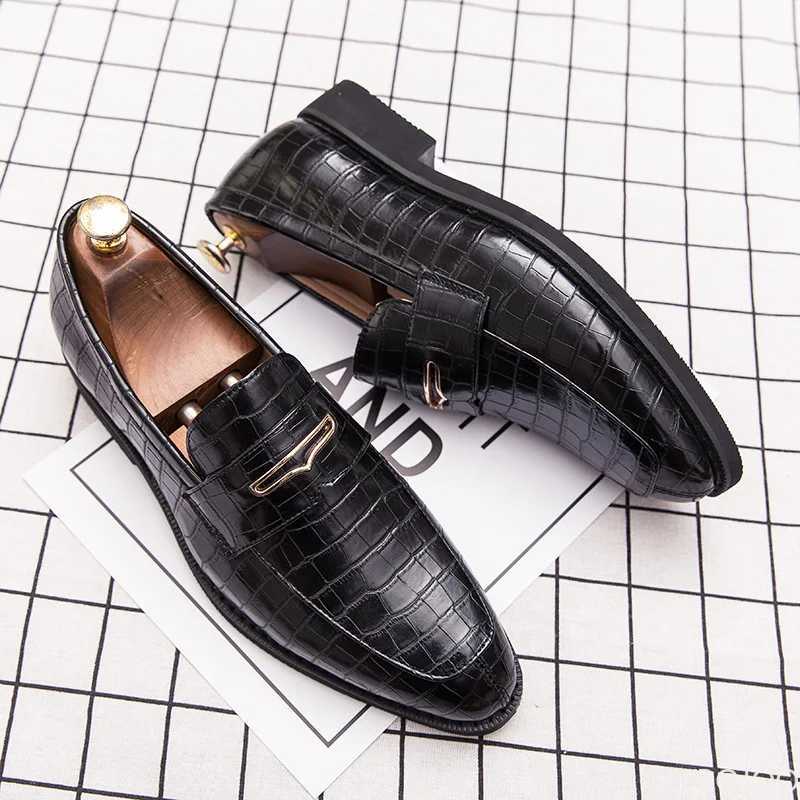 Red 2025 New Dress Soes Wedding Soes soes men leater Italian Classic Blue loafer Men Formal Flats omme Zapatos Z251227 M260805