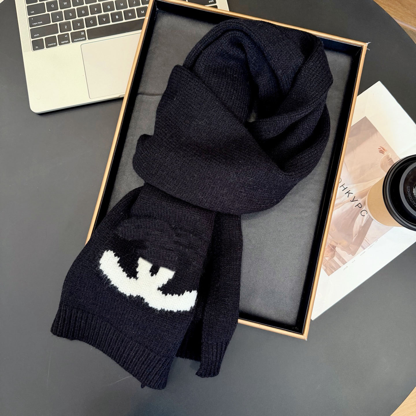 Designer Scarf for Women Knitted solid color selected pure cashmere letter patternclassic double letterfashion soft and warm Ideal gift