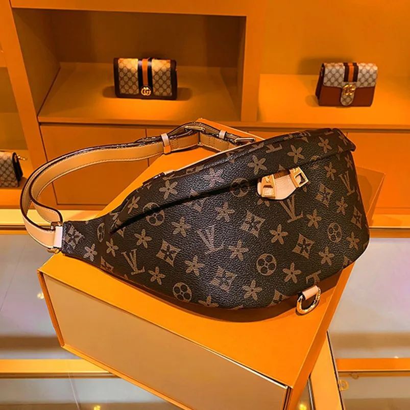2026 Vendre en gros Designers Sac Nouveau Sac de taille de mode en cuir marron sacs à main femmes sacs sacs de taille sac à main dame ceinture po