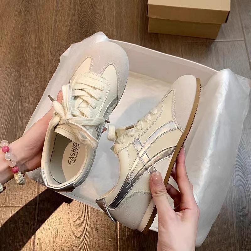 Trendy Brand Internet Celebrity White Sneakers for Women 2025 New Spring German Training Board Stylish Versatile Forrest Gump Shoes Hot Ins Trend dd