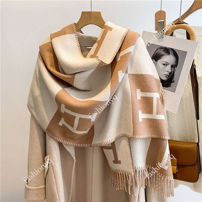 Ins Internet Celebrity Core-spun Designer Scarf Winter New Double-sided Long Letter Shawl Warm Holiday Gift Scarf For Women