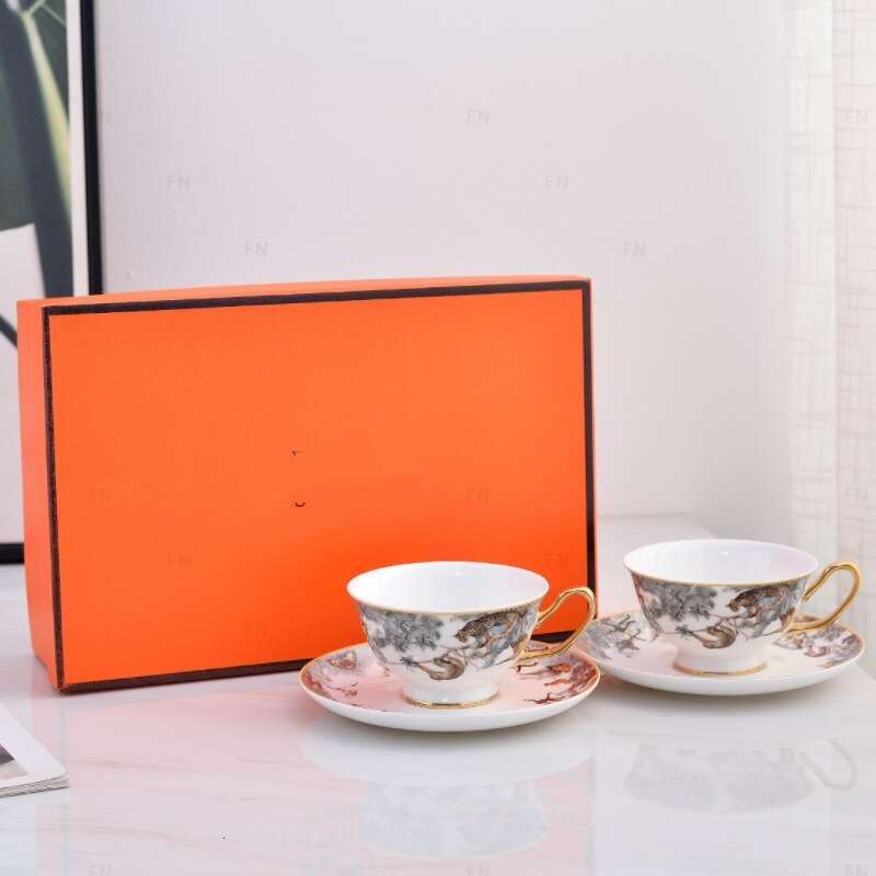 European Style Equatorial Jungle Series Coffee And Saucer Gold Rim Bone China English Afternoon Cup Flower Tea Set Wholesale B5 K260225-image-1095426425