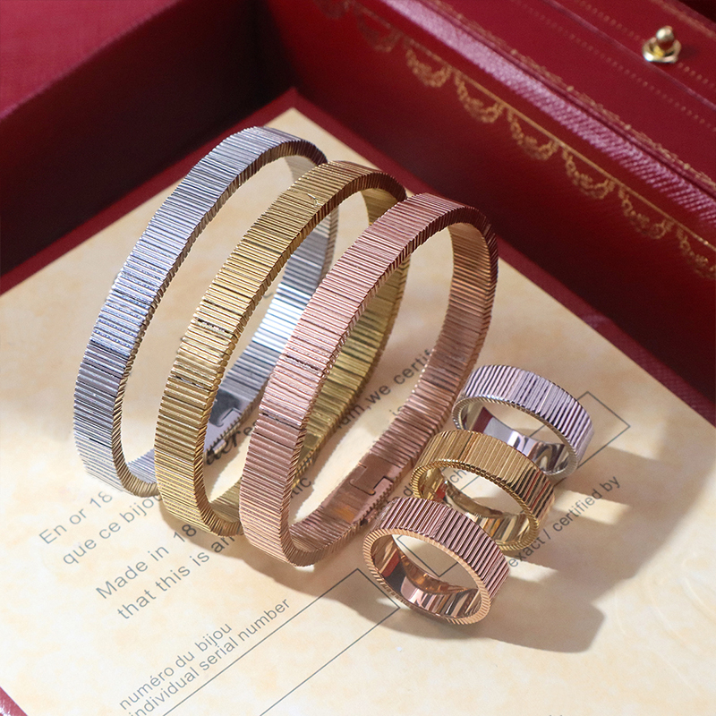 Brand New Love Unlimited Bracelet Ring Set Fashionable Couple Designer Bracelet&Ring High quality Stainless Steel Plated 18K Gold Bracelet Ring C-image-1089312724