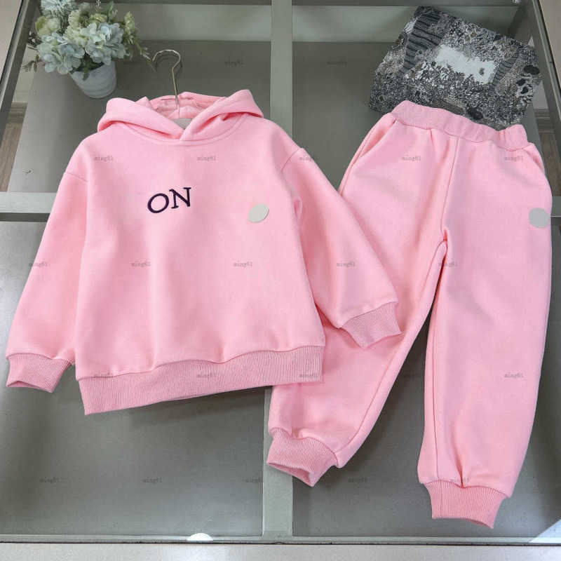 brand Tracksuits for boy and girl high quality baby Hooded jacket set kids designer clothes Half Zip Hoodie and Sweatpants A871X24N215-image-913571390