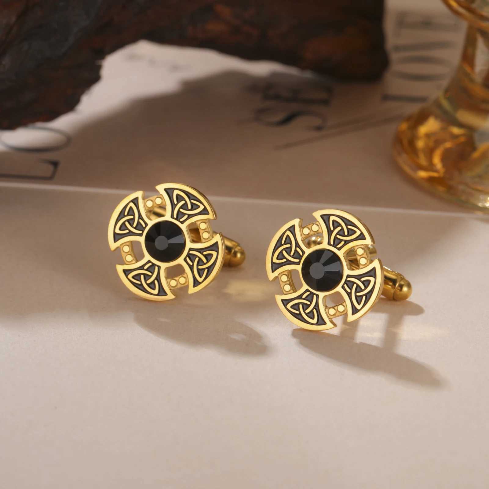 Skyrim 1 Pair Vintage Irish Knot Black Crystal Cufflinks for Men Stainless Steel Cufflink for Suit Amulet Accessories Gift XJ250614-image-1064535908
