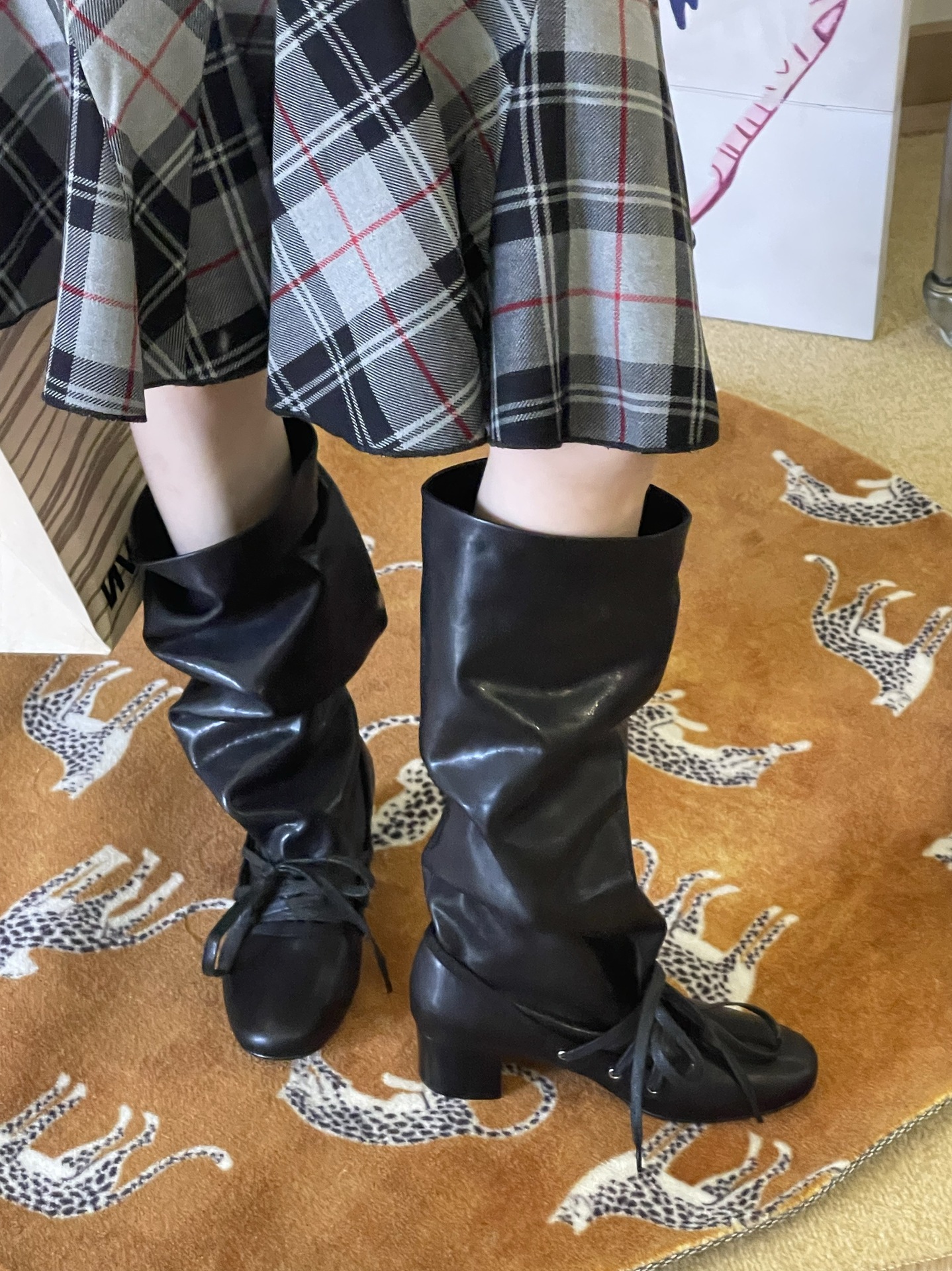 Élégant femme vintage lacet up bottes point à côté cuir talons basse chaussures femmes mode botte de rivet décontracté gothique punk rock hiver a