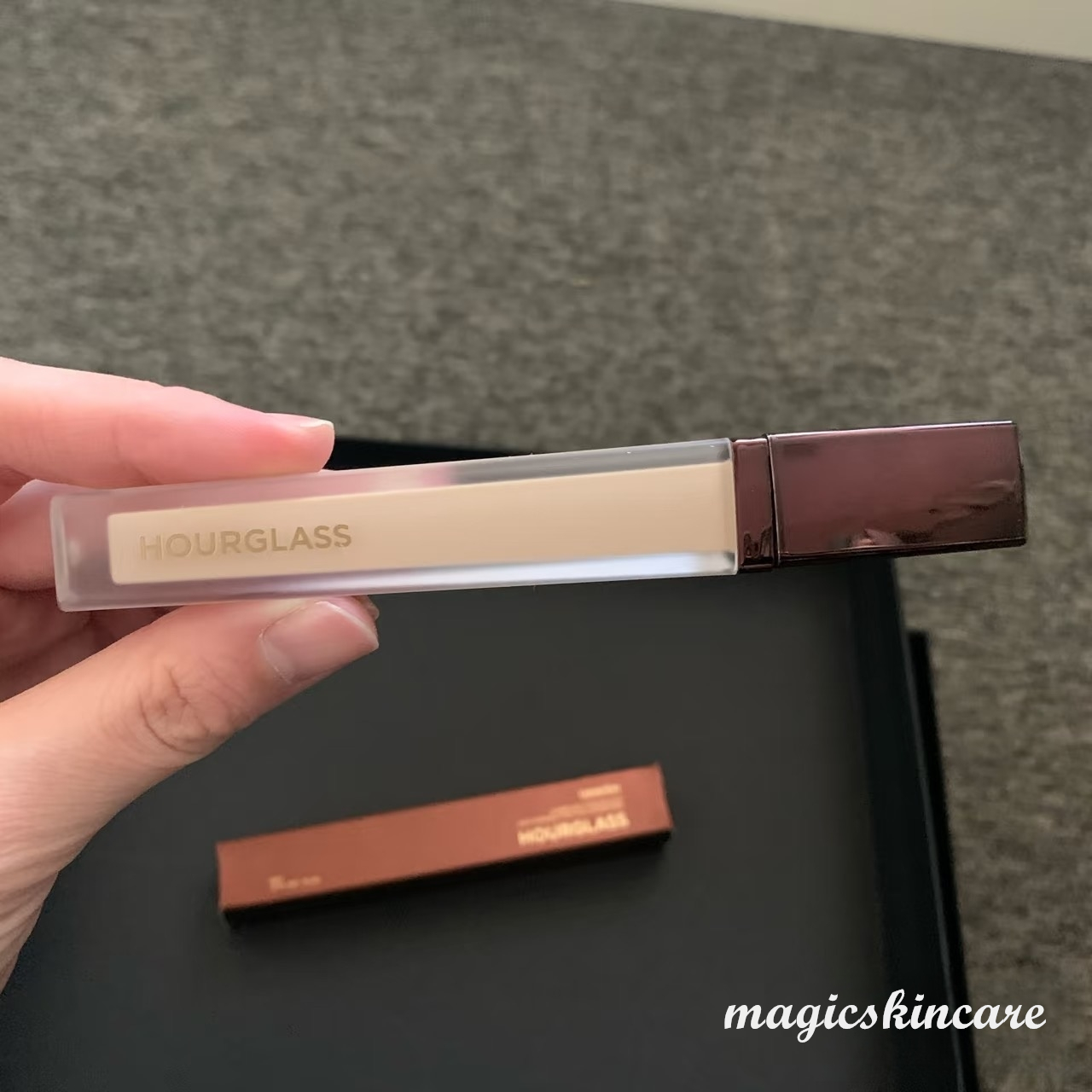 Hourglass Concealer Conceals Makeup 6ml Acne Marks And Dark Circles Corrector Foundation Makeup Light And Firm Liquid Concealer Stick-image-929057389