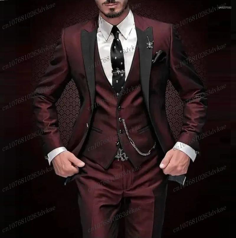 Mens Suits Black Lapel Burgundy Formal Business Men Suit Groom Groomsman Wedding Party Prom Male Tuxedos 3 Piece Set Blazer Vest Pants