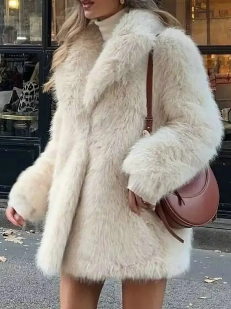 2025 Femmes d'hiver Elegant Warm Long Faux Fur Mabètes Cardigan Lady Retro High Street Attoral Pockets Vestes à fourrure en peluche lâche 250703