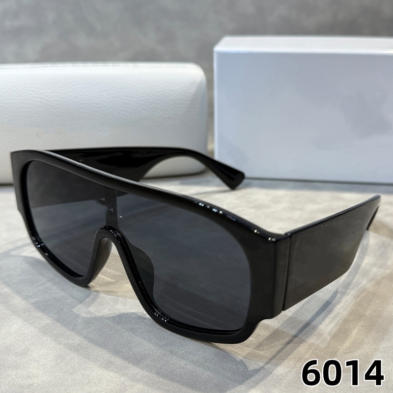 Lunettes de soleil d'été MAN FEMMES UNISEX LES VERRES DE MASE 6221 Retro Small Frame Design UV400 7 Color Facultatif Top Quality Femmes Viennent