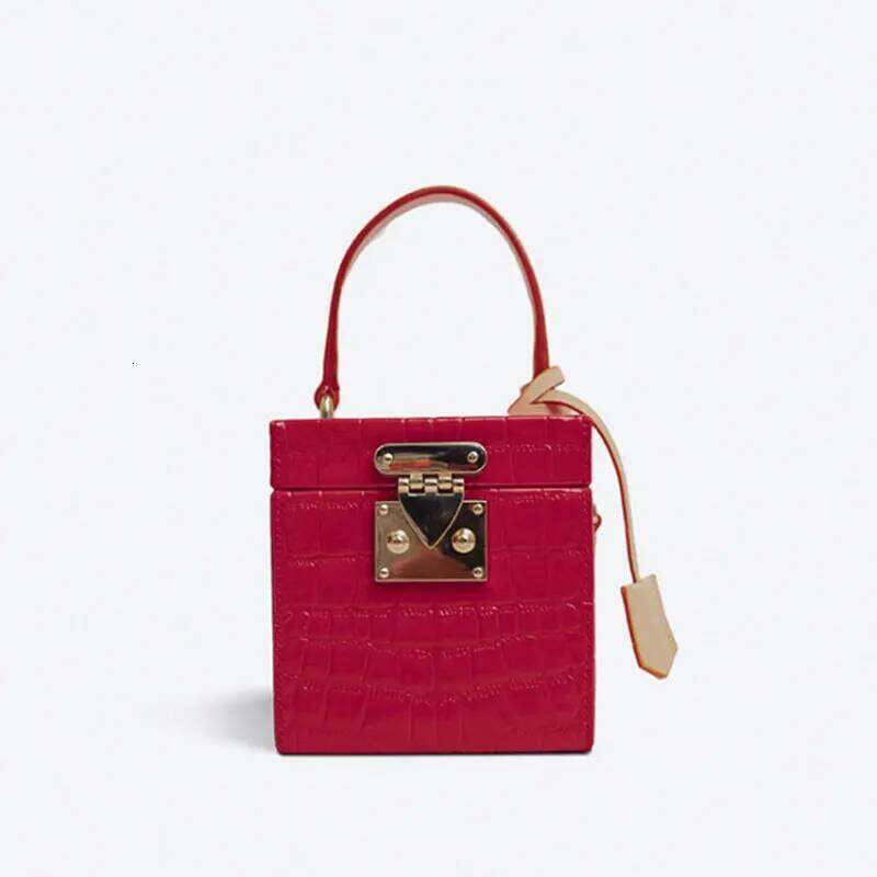 Luxury designer retro colorful hard leather leather shoulder women lock box fashion small box messenger bag 4f a5