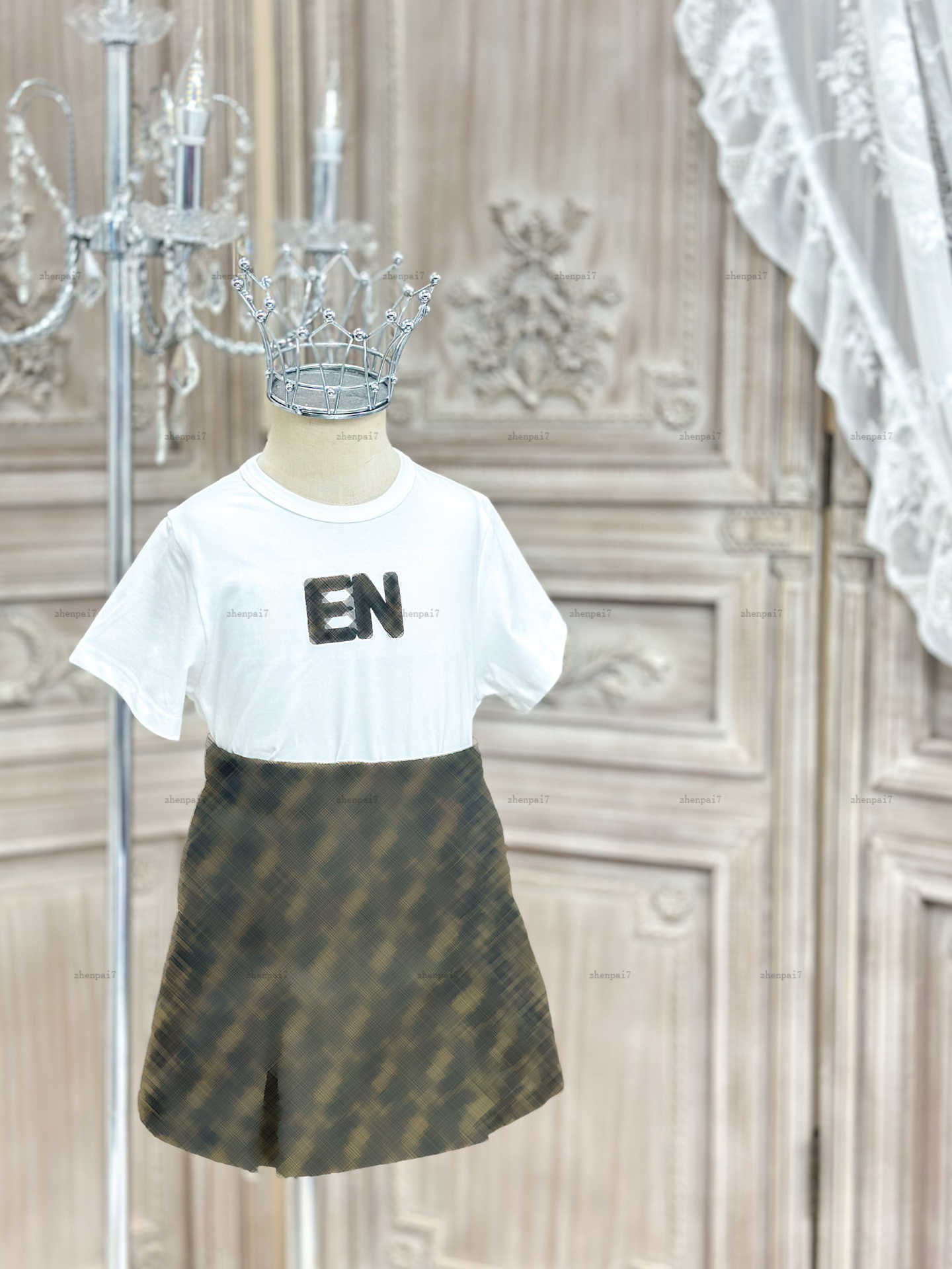 Top one girls dress suit Simple design baby two-piece Summer kids designer clothes T-shirts and Letter printing skirts A062X02N025-image-1065379443