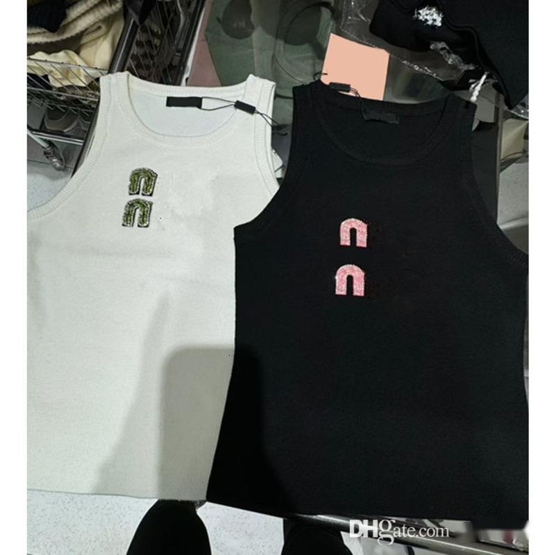 T-shirts de créateurs pour femmes New Fashion Rignestone Nail Perle Correcte Vest Girl Hot Girl Sans manches T-shirt Brand Trendy Top