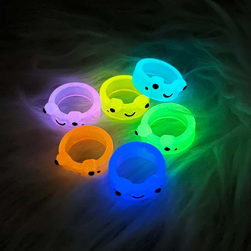Cute Night Glow Cartoon Frog Resin Ring Creative Best Friend Gift Ring For Lovers' European and American Luminous Frog Rings