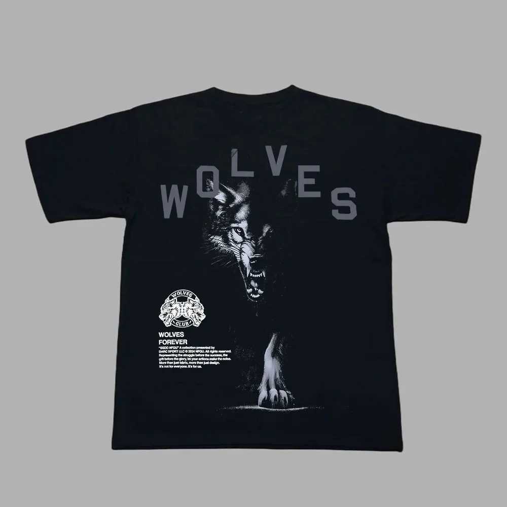 Sport surdimensionné des hommes T-shirts Bodybuilding Gym à manches courtes Lightning Skull t Men de travail Dark Wolf Shirts H250709 LHWZ