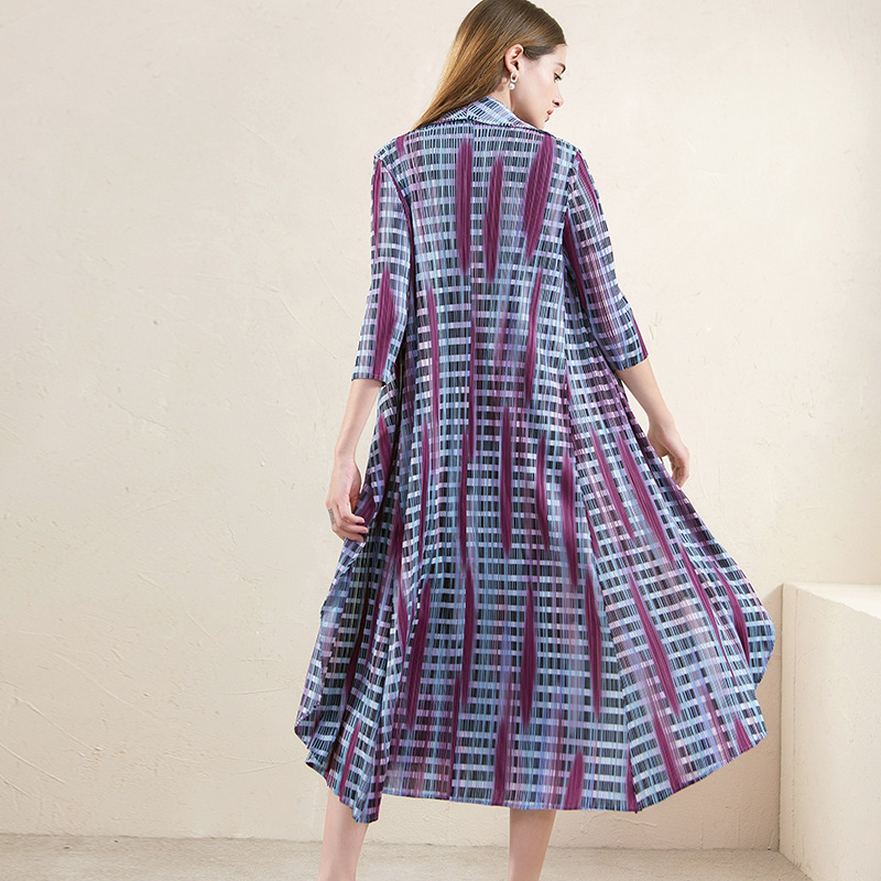 (282) Mateau de cardigan du tempérament pour femmes, style long, usure d'automne, revers Miyake, brise-vent à imprimé mince