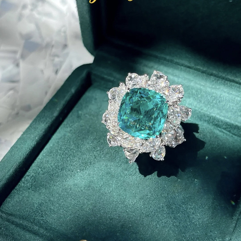 Fashion 925 Silver Emerald European and American Ring Luxury Timeless Jewelry Birthday Party Jewelry Women's Wedding Gift