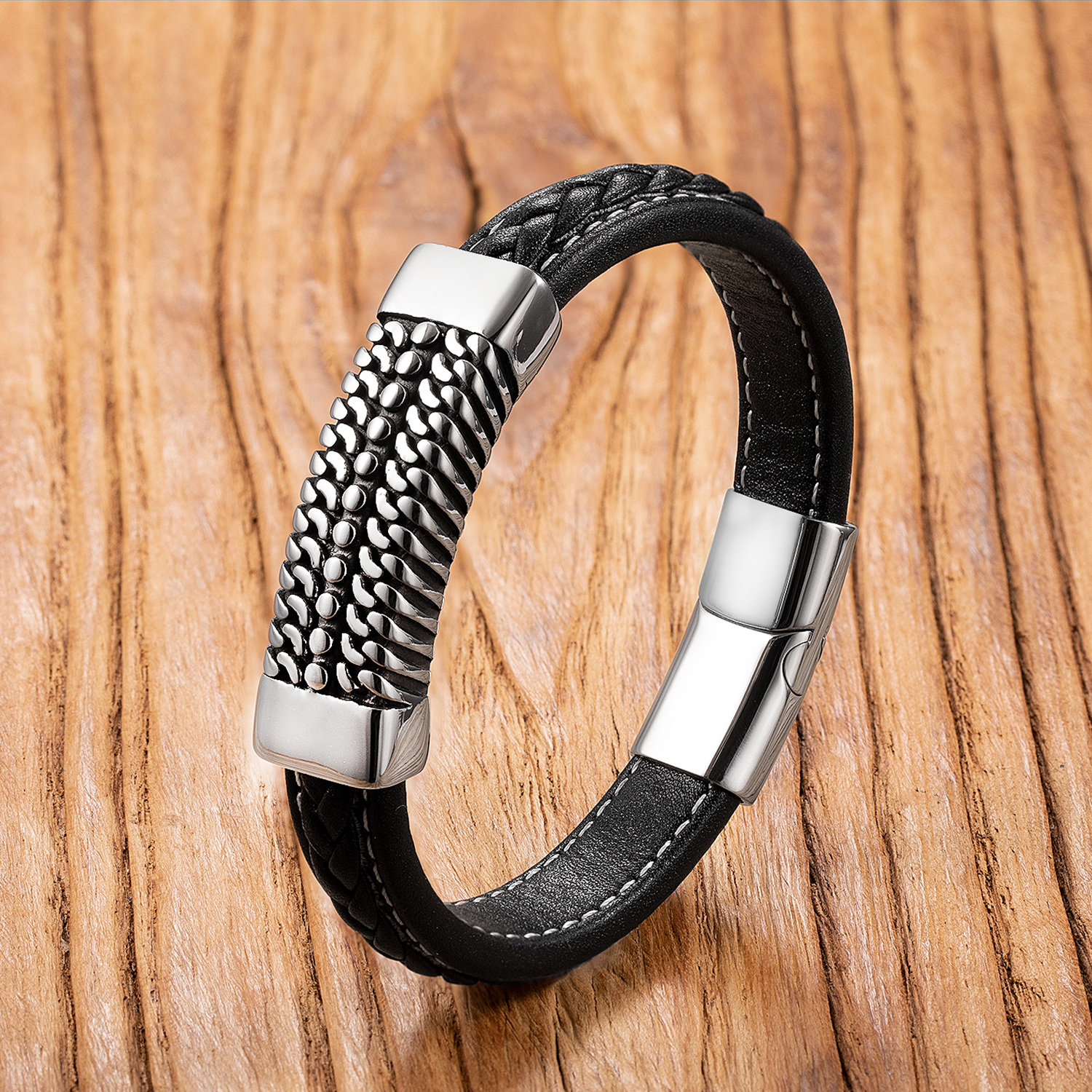 Luxury Hip-Hop Stainless Steel Bracelet Man European and American Vintage Leather Rope Braided Bracelets Jewellery Women Gift