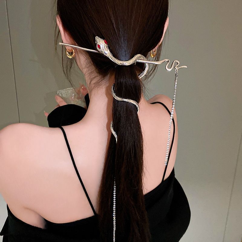 New Chinese Style Snake Hairpin for Women Punk Classic Tassel Chain Hair Sticks Pin Hairstyle Design Tools Accessories