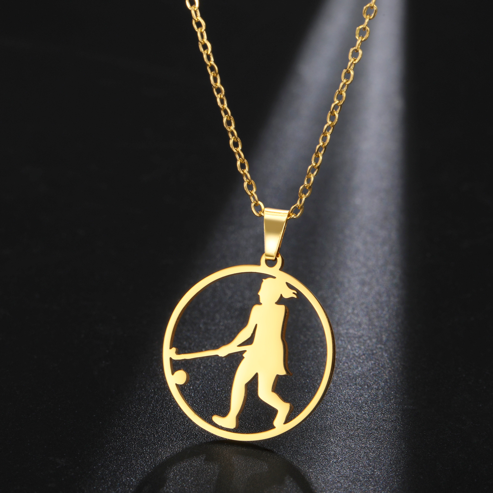 Amaxer Fashion Big Circle Hockey Girl Pendant Necklace for Women Men Gold Color Ice Competitive Sports Gifts Jewelry Wholesale