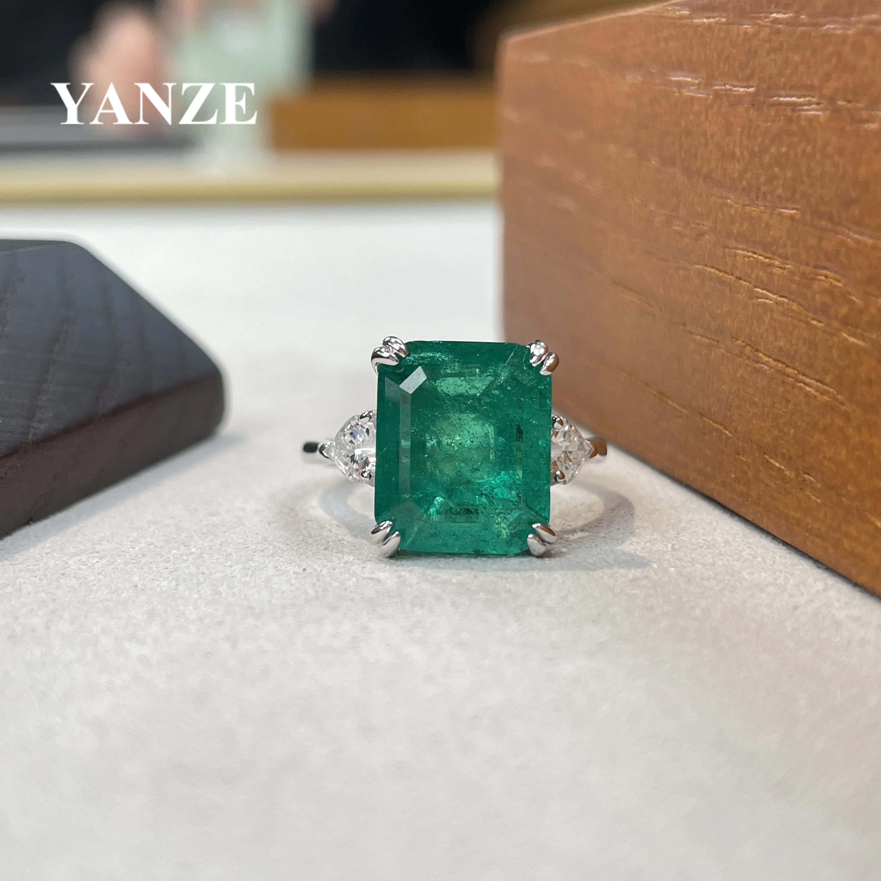 Vintage Luxury 10*12mm Emerald Rings For Women 100% Real 925 Sterling Silver Party Wedding Jewlery Engagement Lady Gift