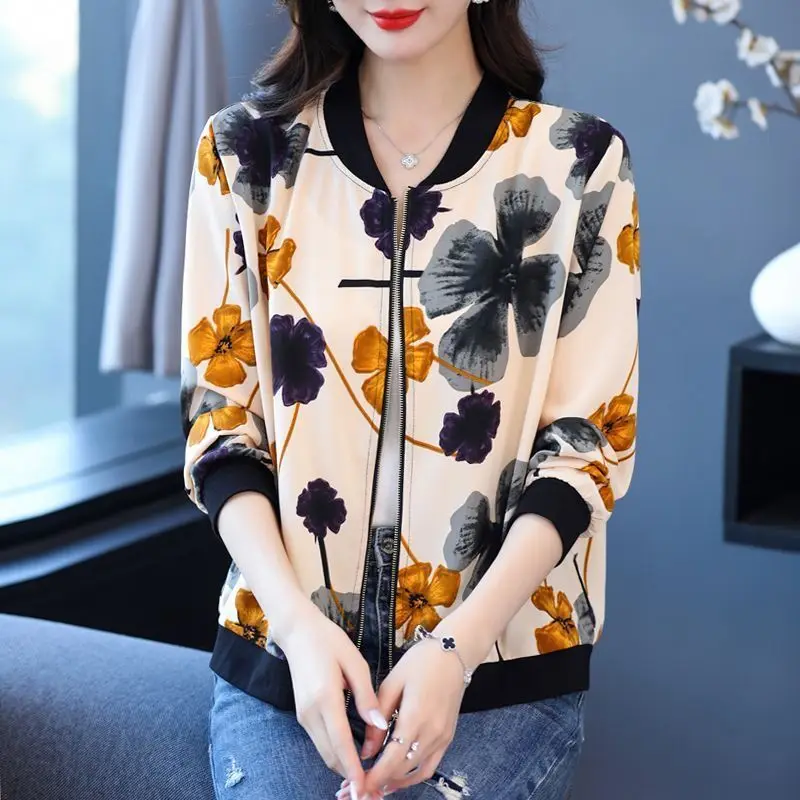 2024 New Stylish Plus Size Ice Silk Sunscreen Jacket Women's Casual Vacation Chiffon Thin Long Sleeve Jacket For Beach Outing