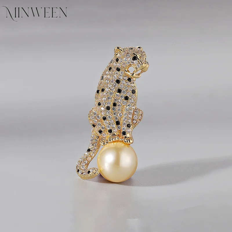High Quality Copper Zircon Leopard Brooch Pearl Animal Brooch For Men Women Jewelry Gift Wholesale