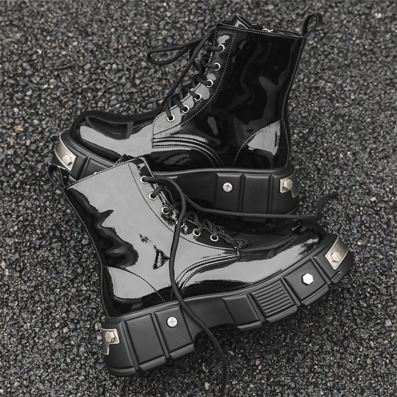 Créateur de mode élégant Black Femmes hommes Chaussures en cuir Business surdimensionnés Toe rond en cuir épais semelle plate vintage rock gothiq