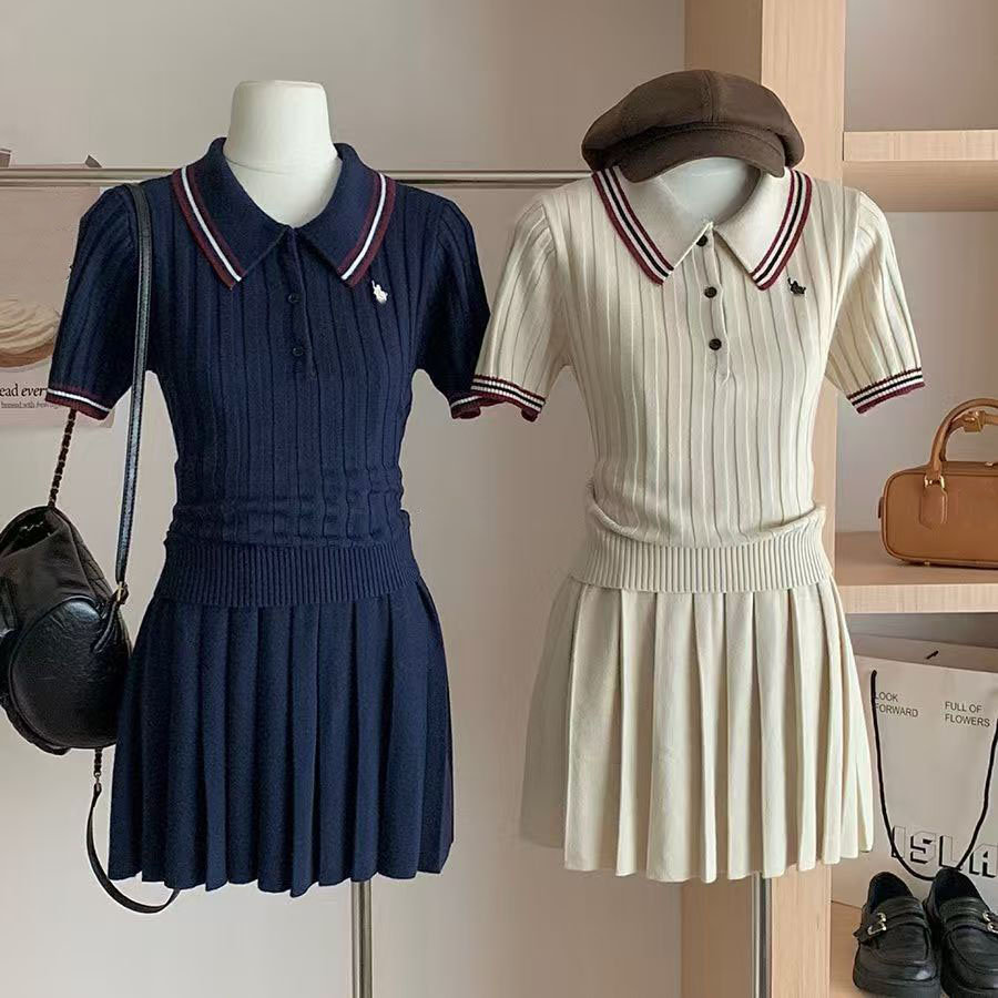 Robe de deux pièces tricotées femmes t-shirts hauts jupes lettres de créateurs contraste couleur t-shirts jupe plissée tenue élégante décontracté