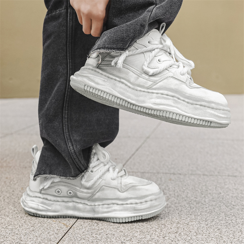 Stylish Fashion Designer Women Men Leather Shoes Oversized Versatile Round Toe Leather Thick Sole Flat Vintage Rock Gothic Punk Shoes Casual Trendy