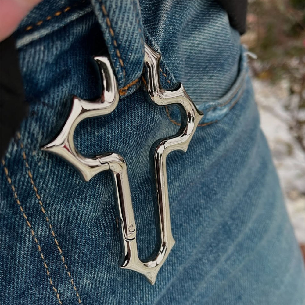 Zinc Alloy Gun-black bag charm trinkets japanese keychain Color Stainless Steel Jesus Flower Cross accessories graduation gifts
