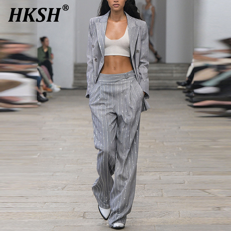 HKSH 2025 Spring New Women Tide Bright Silk Design Stripe High Sense Hot Diamond Double Breasted Suit Pants Two Piece Set HK3729