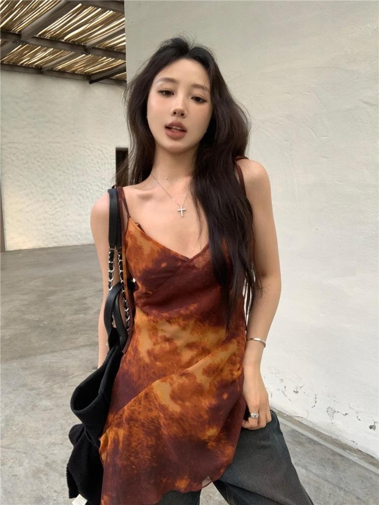 American Retro Tie Dye Camisole Tank Top 2025 Summer New V-neck Vest for Women Y2k Irregular Slim Fit Sleeveless Tops Mujer