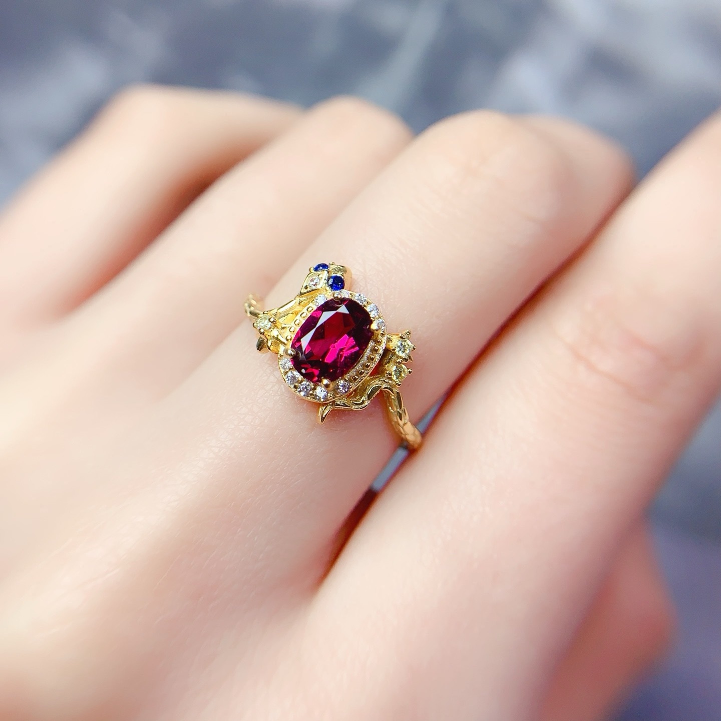 KJJEAXCMY Girls' Pure Natural 5x7mm Open Magnesium Aluminum Garnet Snake Ring 925 Pure Silver Electroplating 18K Gold Christmas