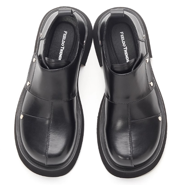 Stylish Fashion Versatile Men Leather Shoes Business Minimalist Formal Slip On Leather Round Toe Flat Soft Sole Rivet Rock Gothic Punk Shoes Casual
